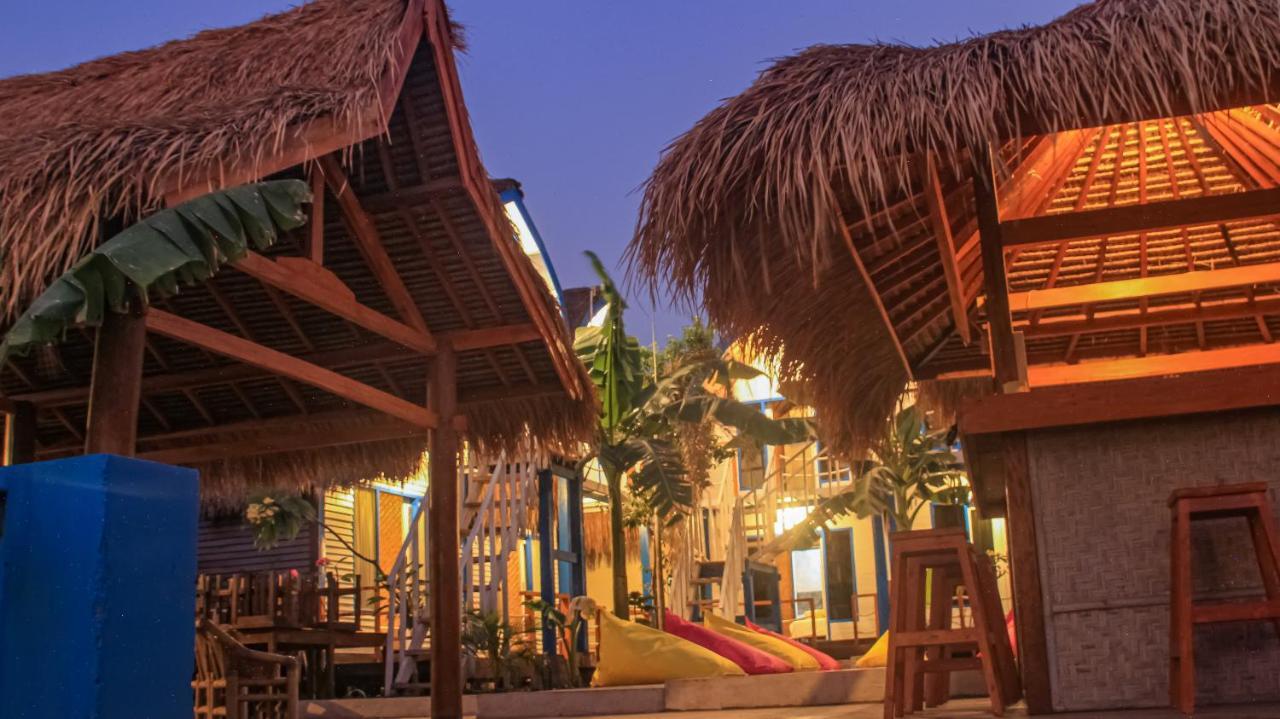 Tropical House Bungalows Τζίλι Τραγουανγκάν Εξωτερικό φωτογραφία